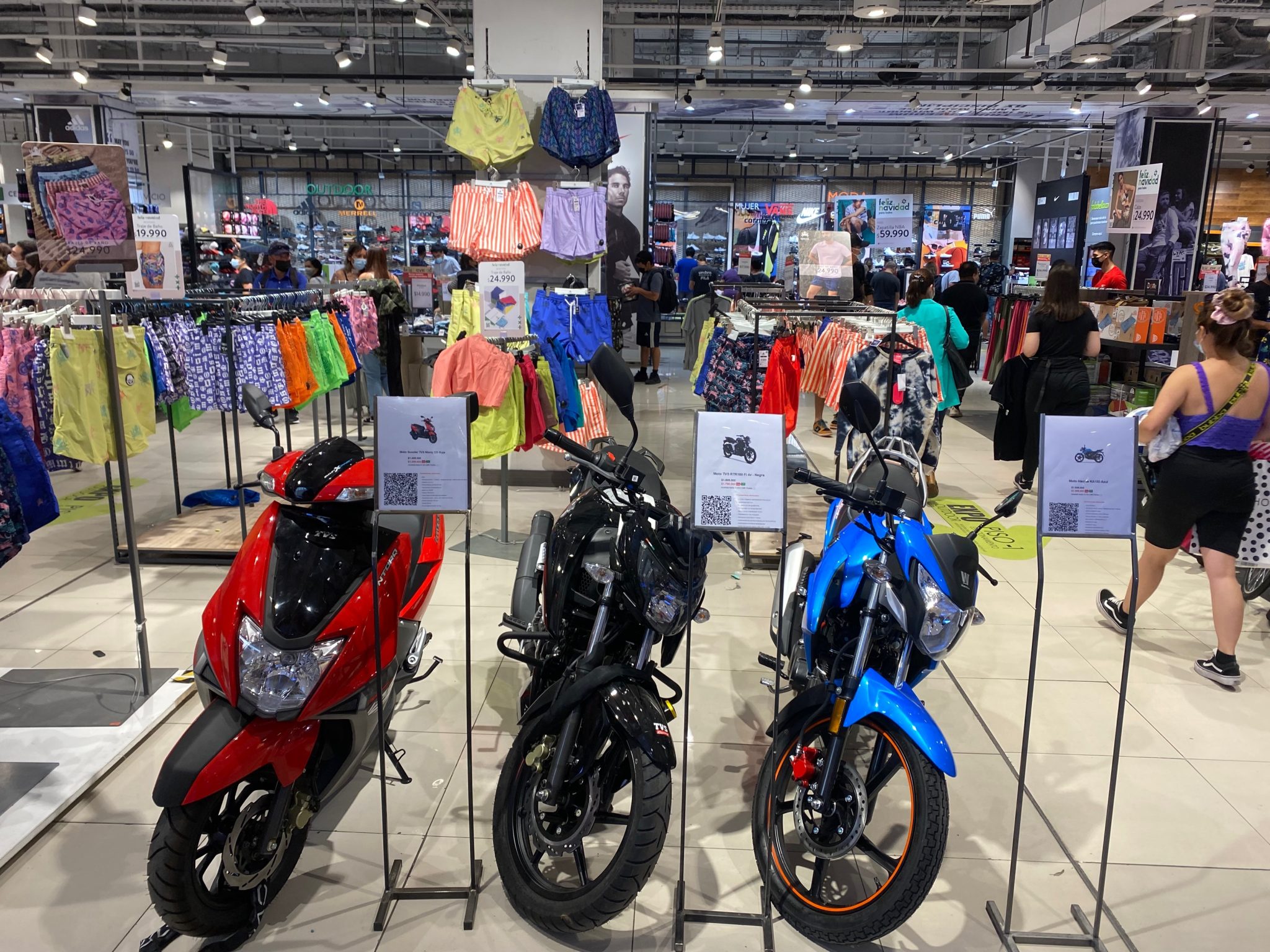Pago con QR y despachos en menos de 48 horas Así es el stand de motos