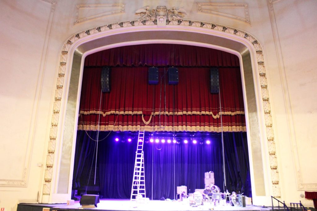 Nuevo sistema de sonido convierte al Teatro Municipal de Valparaíso en
