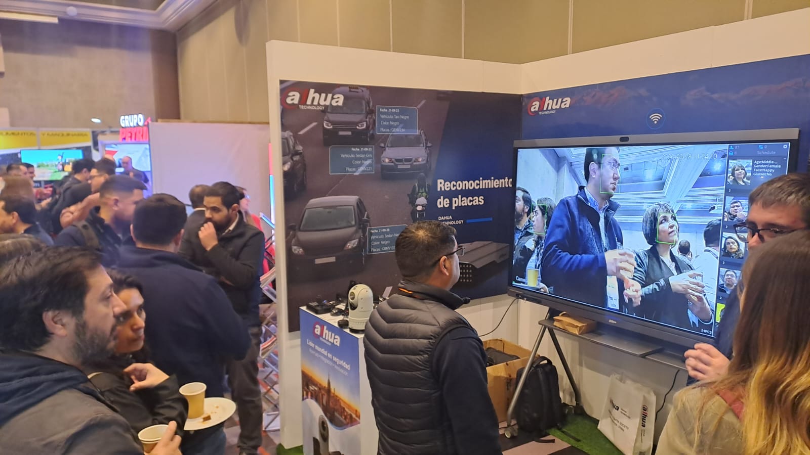 Dahua Technology destaca con sus soluciones de IA en la expo Traffic ...