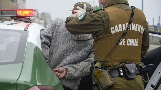 Carabineros de Casablanca detiene a tres sujetos que robaron en una ...