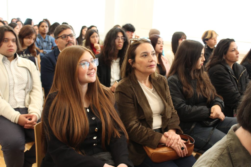 Propedéutico de la PUCV dio la bienvenida a más de 900 estudiantes ...