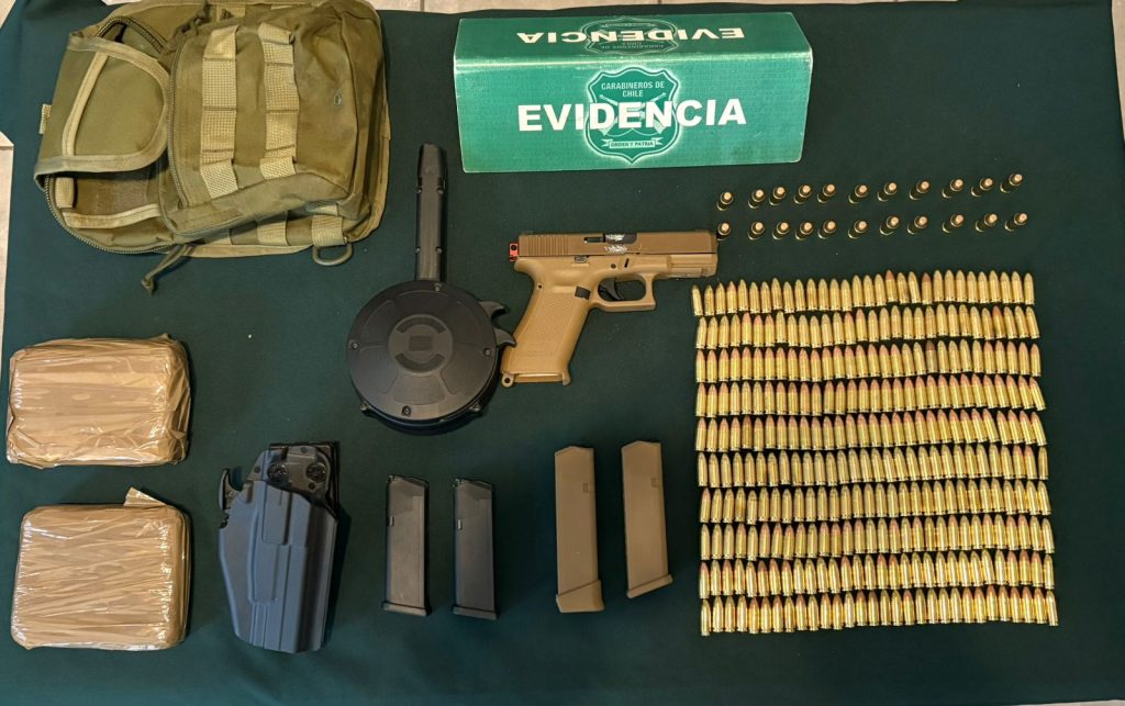 El Monte: Carabineros detiene a sujeto tras ser sorprendido con un arma ...