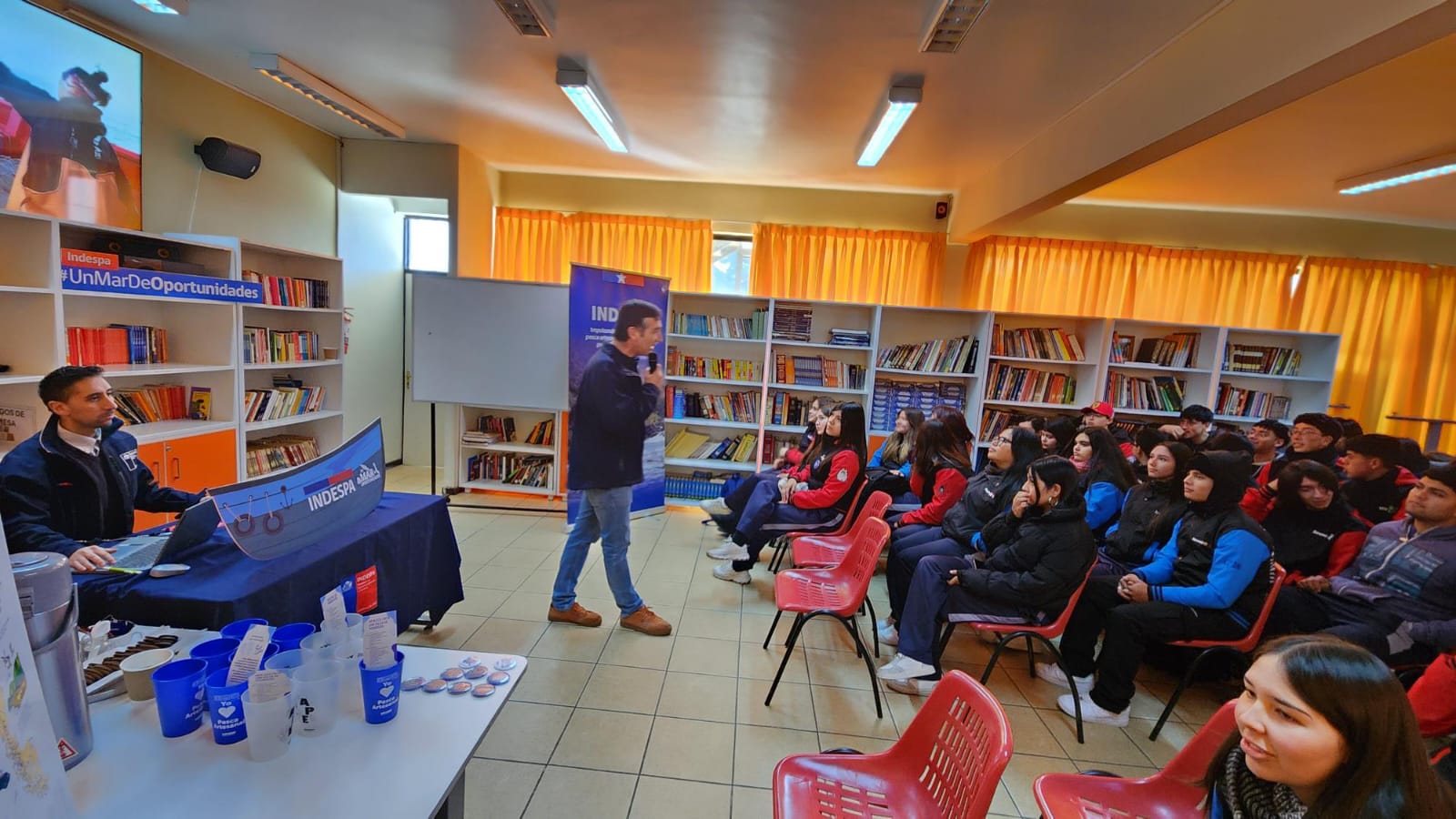 En el Mes del Mar cerca de 150 estudiantes participaron en ciclo ...