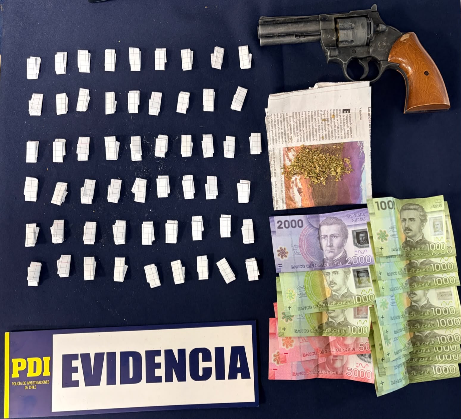 PDI desarticula punto de microtráfico y detiene a tres personas en Cartagena